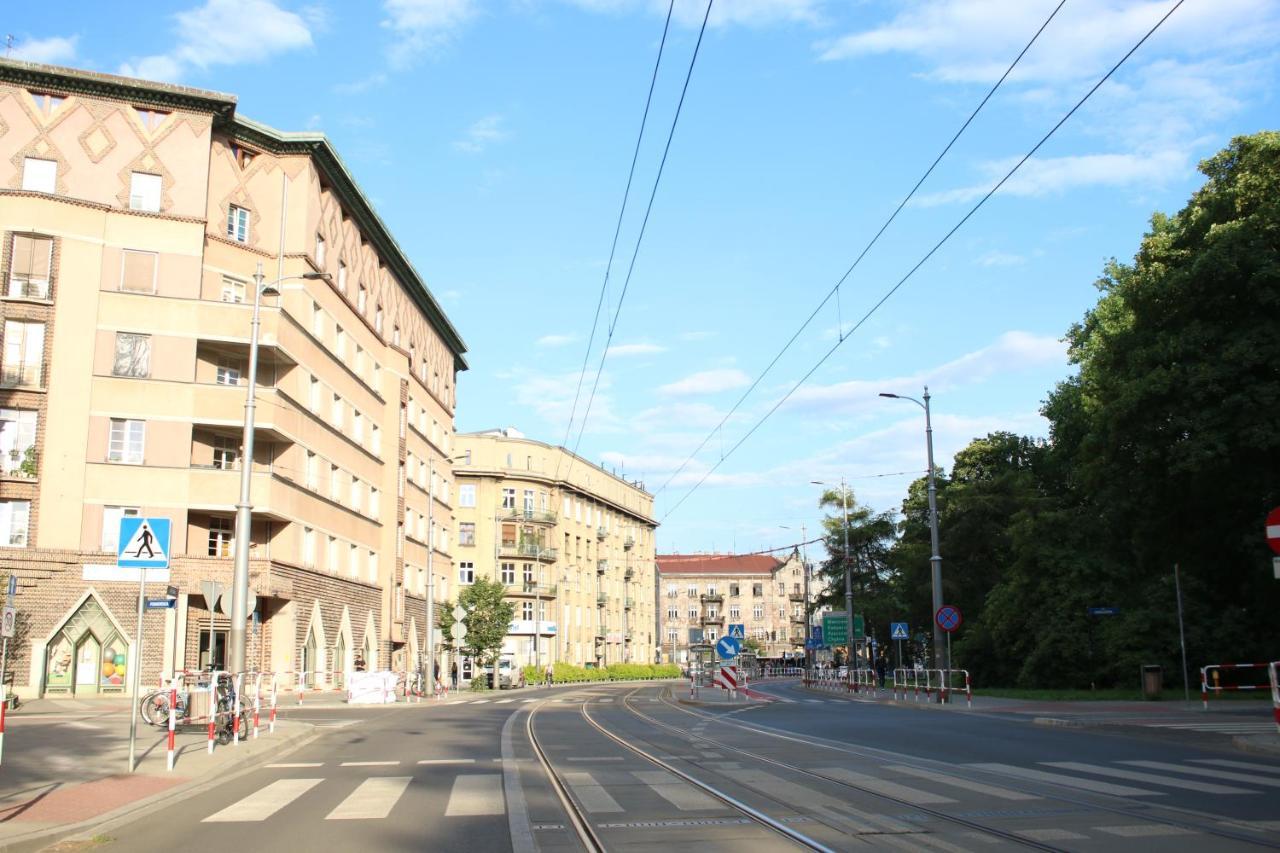 Kana - Stylish Apartment In Krakow Pomorska - Close, Wifi, Smart Tv Bagian luar foto